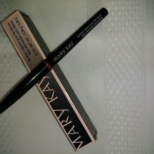 Mary Kay lip liner NWT
